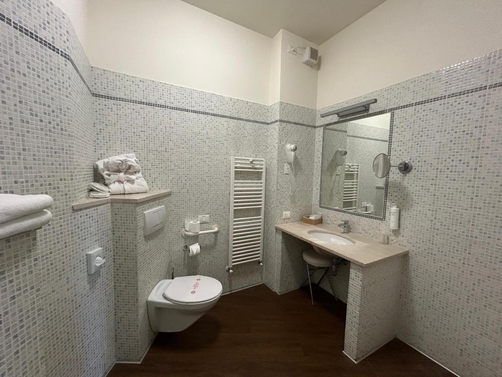 Best Western Cesena Hotel Esterno foto