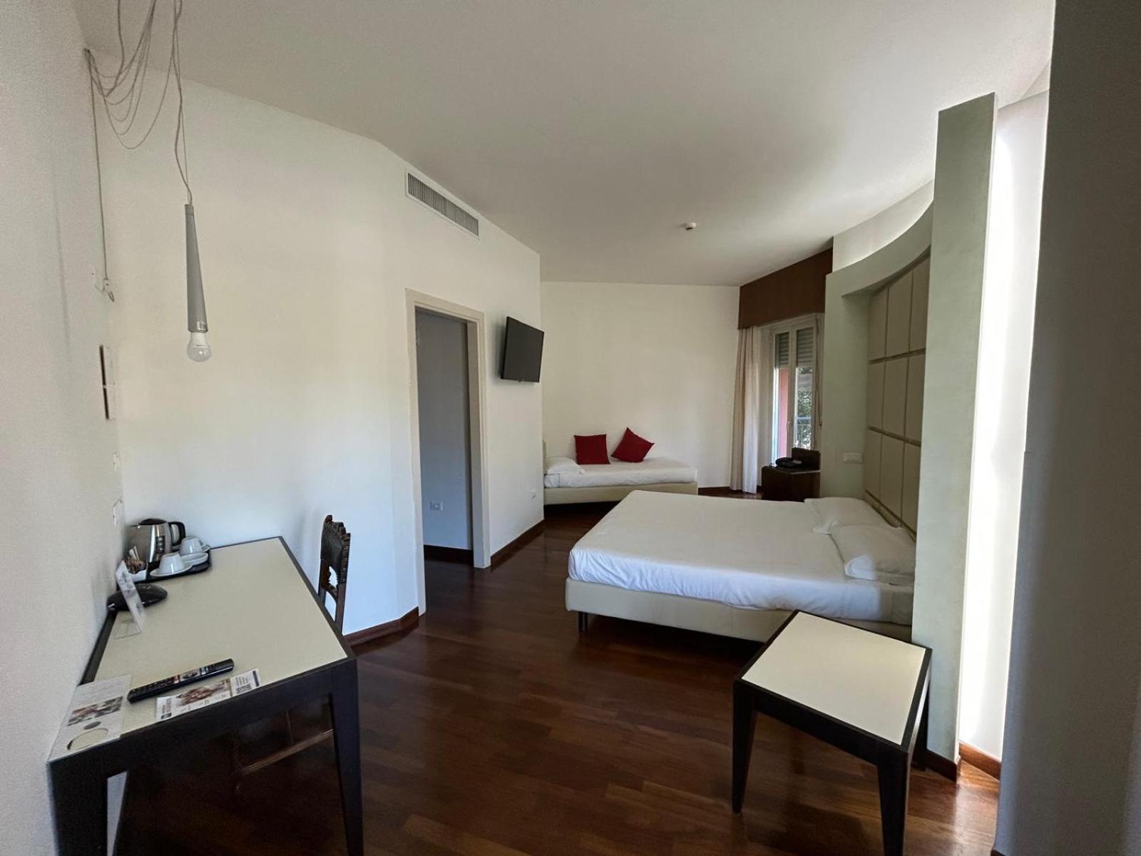 Best Western Cesena Hotel Esterno foto