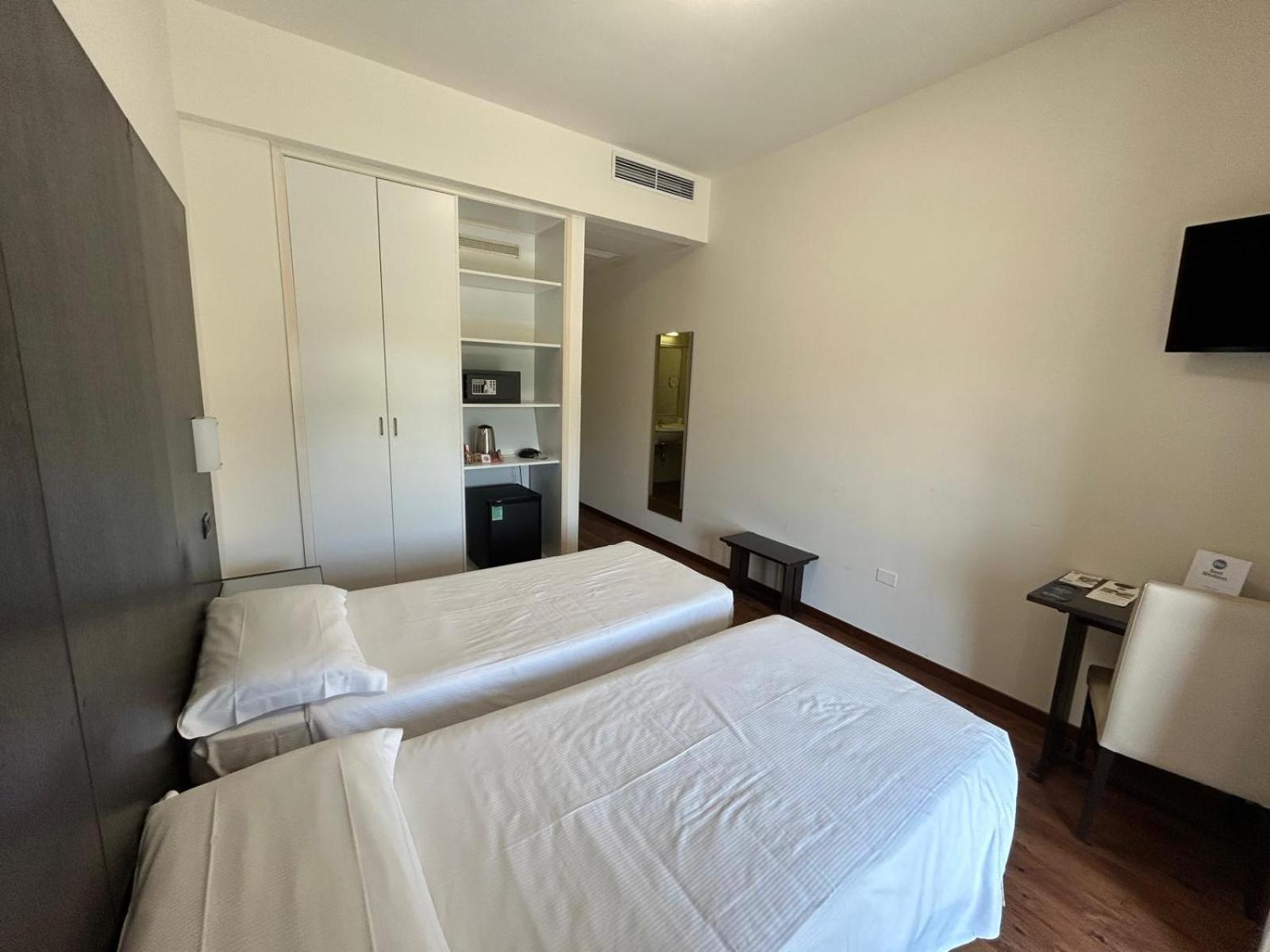Best Western Cesena Hotel Esterno foto