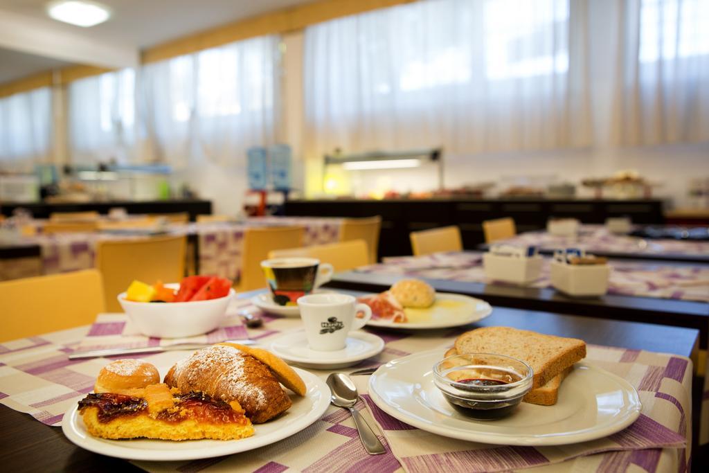 Best Western Cesena Hotel Esterno foto