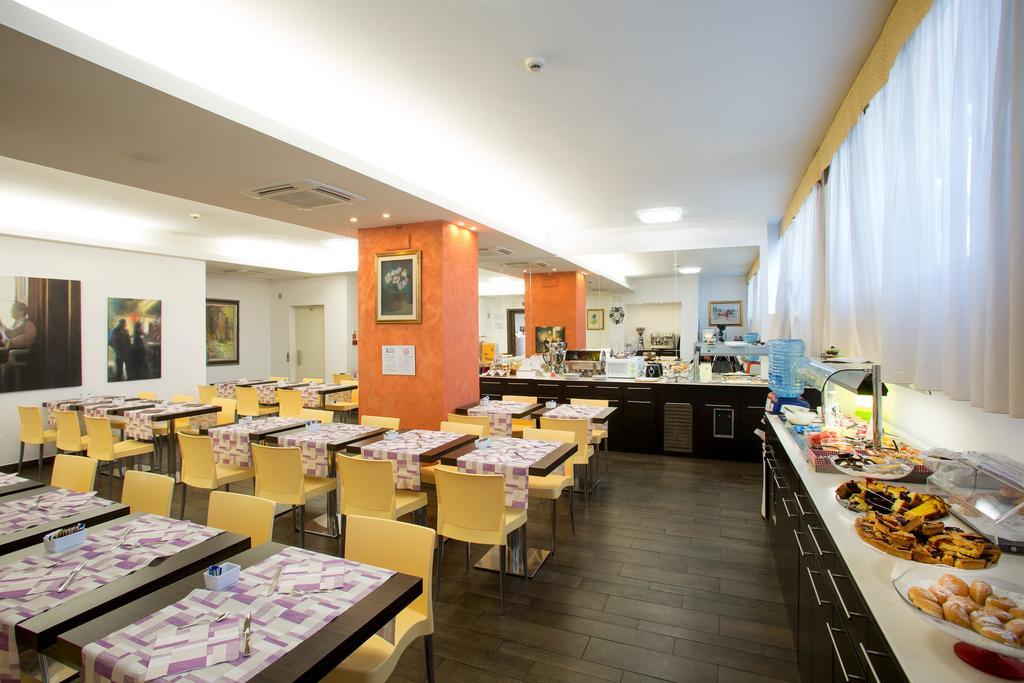 Best Western Cesena Hotel Esterno foto